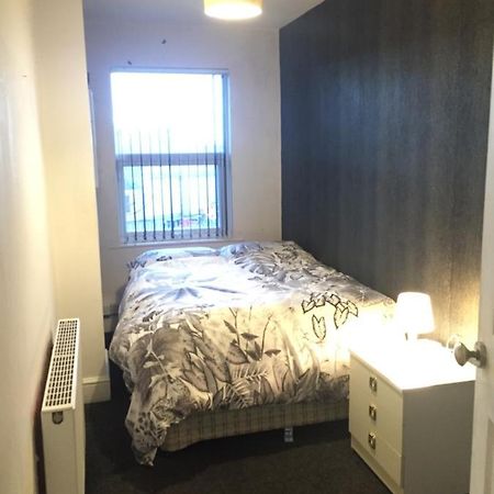 Private Double Room Near City Centre, Coventry Exteriör bild