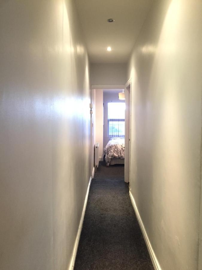 Private Double Room Near City Centre, Coventry Exteriör bild