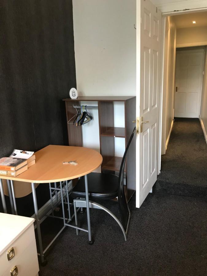 Private Double Room Near City Centre, Coventry Exteriör bild